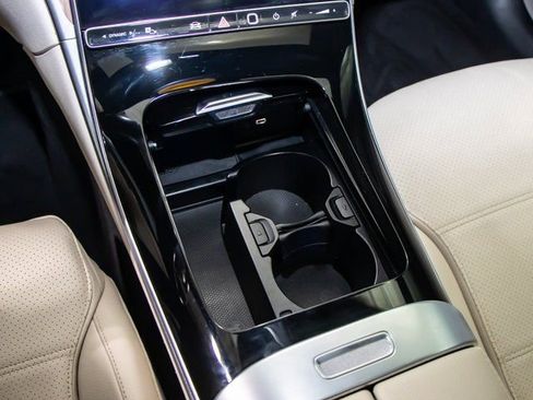 Certified 2022 Mercedes-Benz C 300 4MATIC Sedan image 20