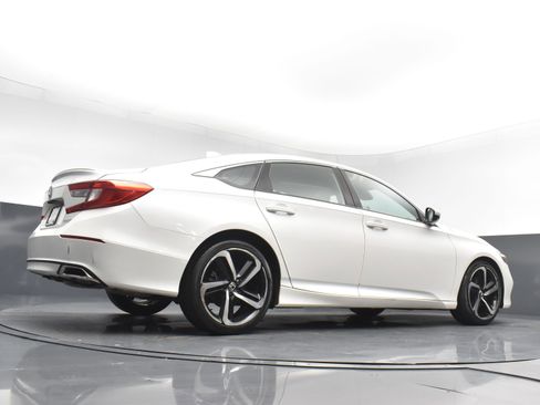 Used 2020 Honda Accord Sport image 24