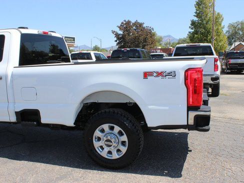 Used 2024 Ford F350 XLT w/ FX4 Off-Road Package AWD/4WD image 6
