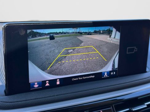 Used 2025 Acura MDX SH-AWD image 21