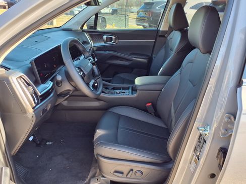 New 2026 Kia Sorento S image 5
