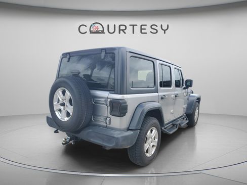 Certified 2018 Jeep Wrangler Unlimited Sport S image 3