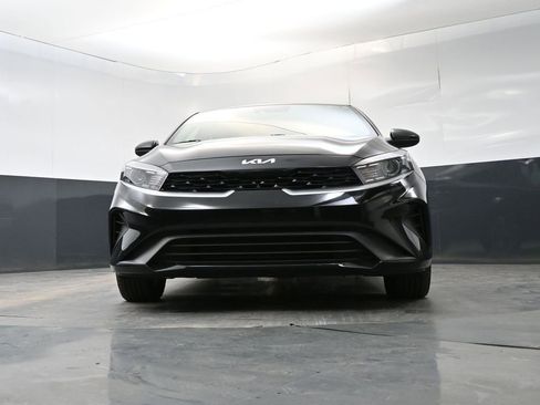 Used 2023 Kia Forte LXS FWD image 19
