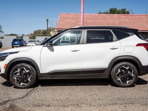 Used 2026 Kia Seltos S AWD/4WD image 8