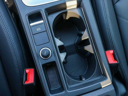 Used 2025 Audi Q3 2.0T Premium image 29