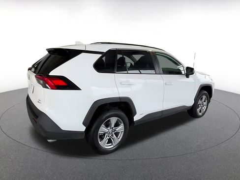 Used 2025 Toyota RAV4 LE image 20