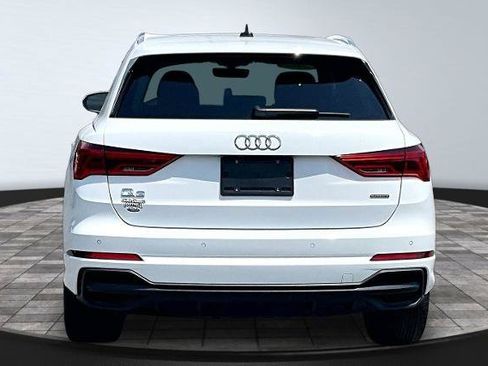 Used 2024 Audi Q3 2.0T Premium AWD/4WD image 4