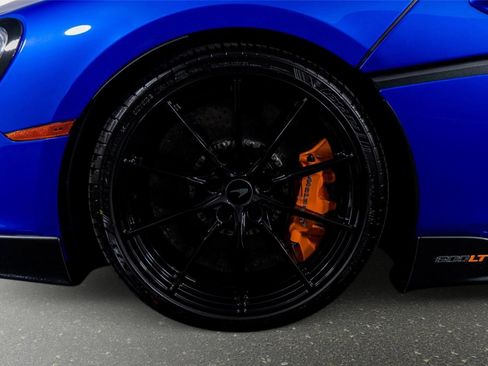 Used 2020 McLaren 600LT Spider RWD image 20