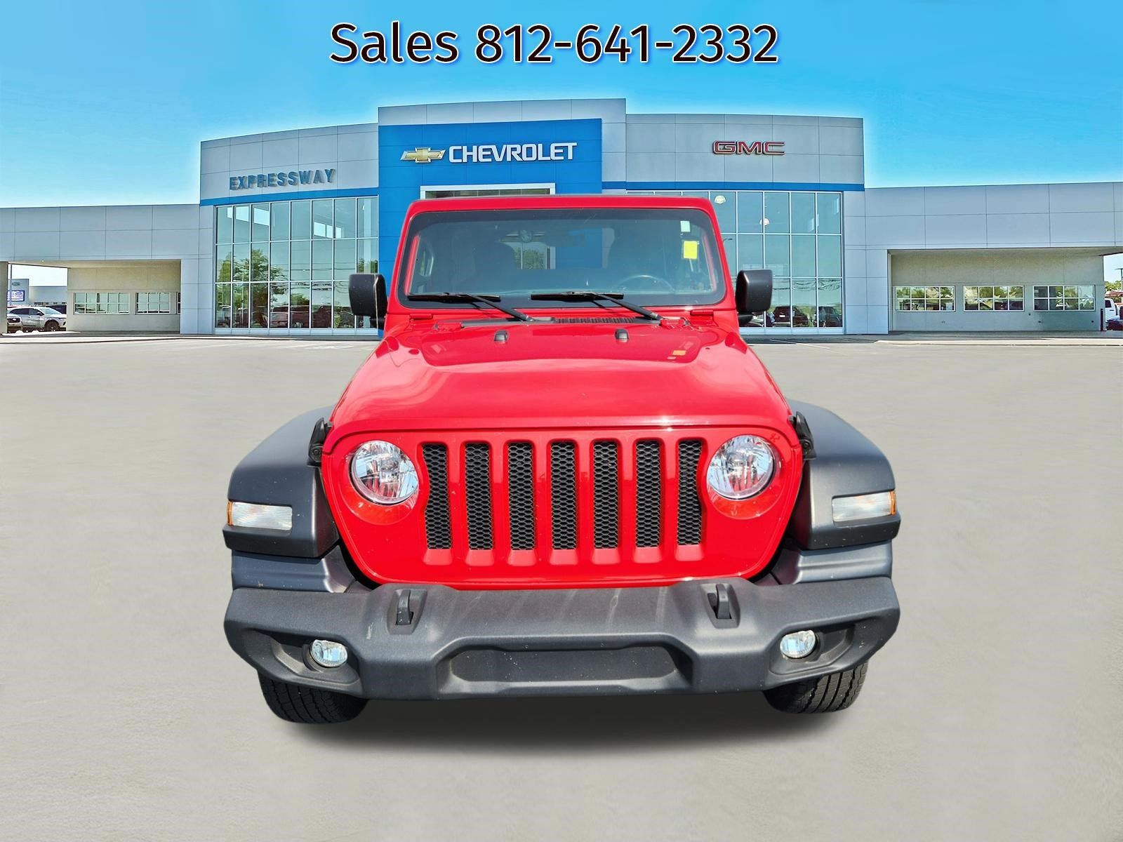 Used 2019 Jeep Wrangler Sport AWD/4WD image 2