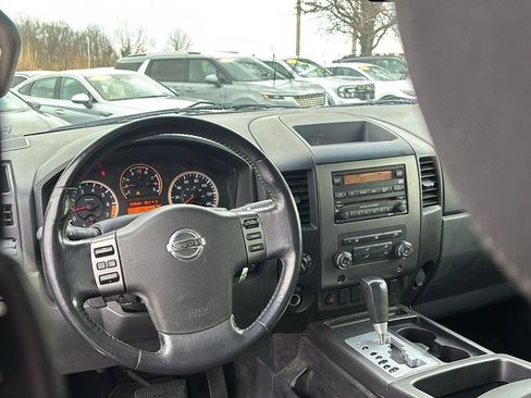 Used 2012 Nissan Titan SV w/ SV Value Truck Pkg image 13