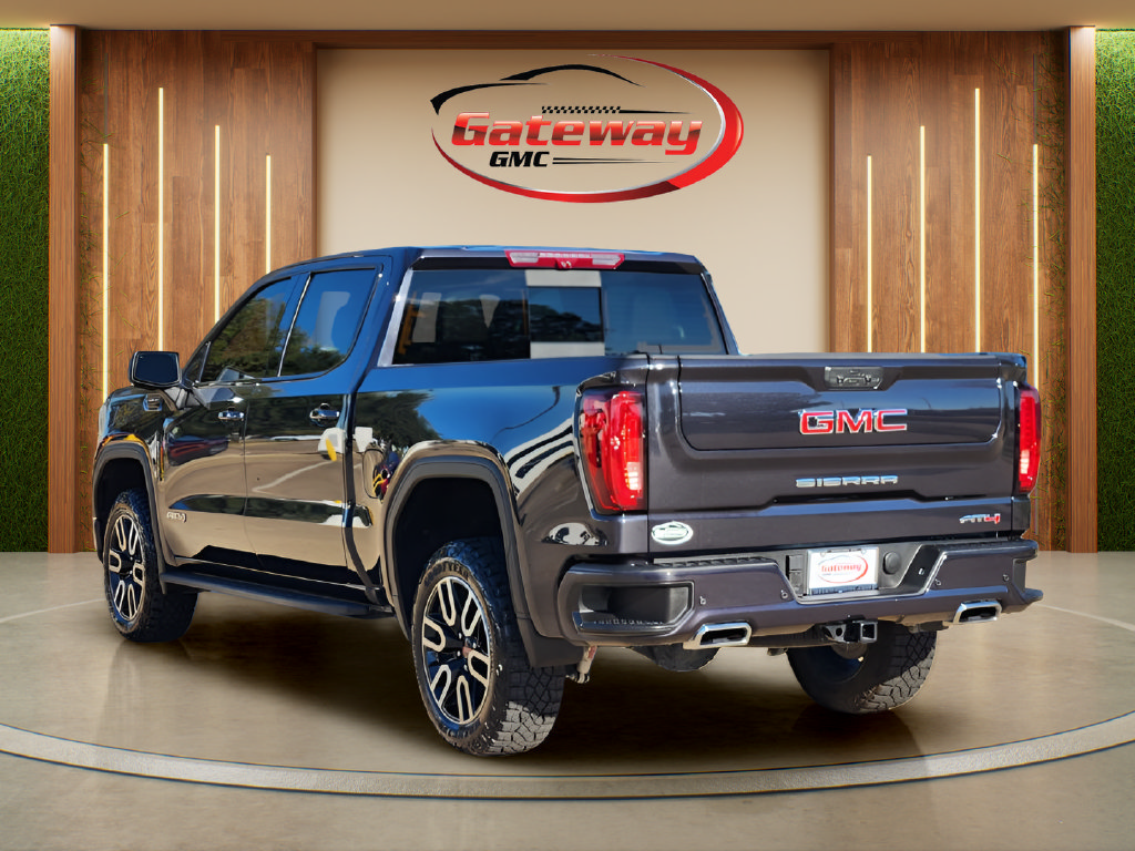 Used 2025 GMC Sierra 1500 AT4 w/ Technology Package AWD/4WD image 7