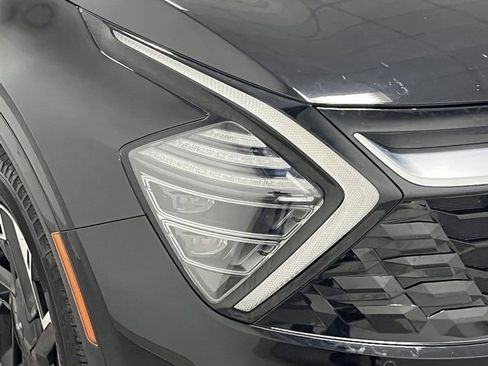 Used 2024 Kia Sportage SX image 13