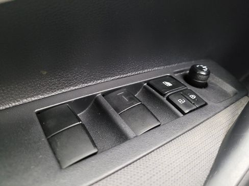 Used 2023 Toyota Corolla LE FWD image 27