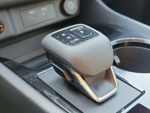 Certified 2024 Nissan Rogue S FWD image 30