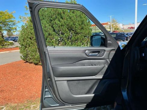 New 2026 Nissan Armada PRO-4X image 9