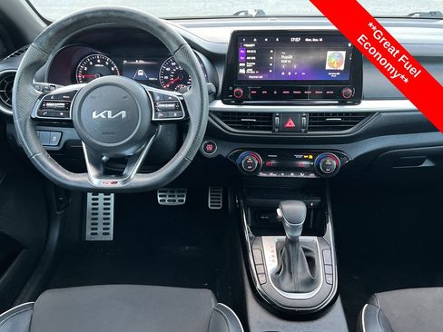 Used 2023 Kia Forte GT-Line w/ GT-Line Premium Package image 2