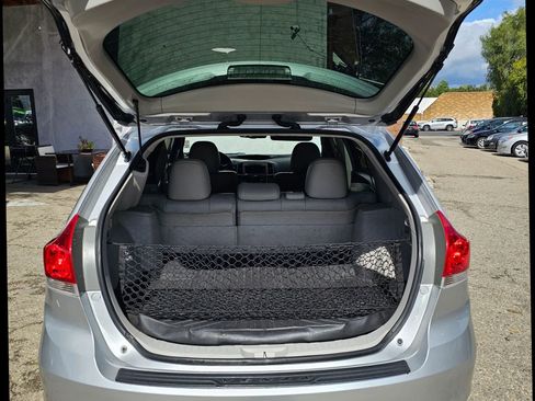 Used 2011 Toyota Venza w/ Premium Pkg #2 image 16