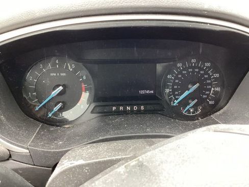 Used 2014 Ford Fusion SE image 25