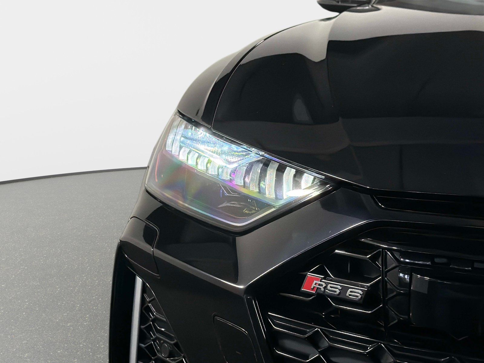 Used 2021 Audi RS 6 AWD/4WD image 9