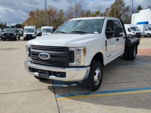 Used 2019 Ford F350 XL w/ Power Equipment Group image 9