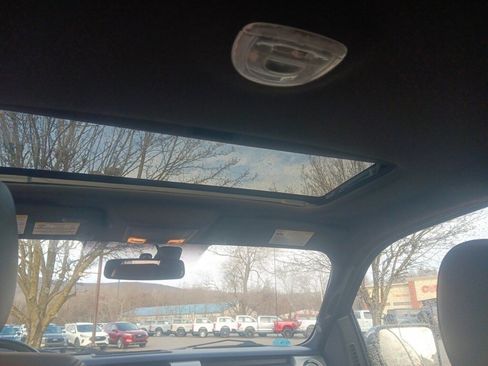 Used 2012 Ford F150 Platinum image 24