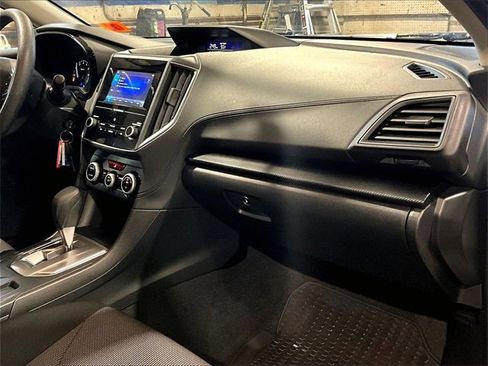 Used 2023 Subaru Crosstrek 2.0i image 17