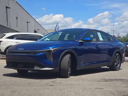Used 2025 Kia K4 FWD image 10