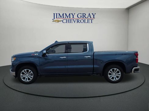 Used 2024 Chevrolet Silverado 1500 LTZ w/ LTZ Premium Package AWD/4WD image 2