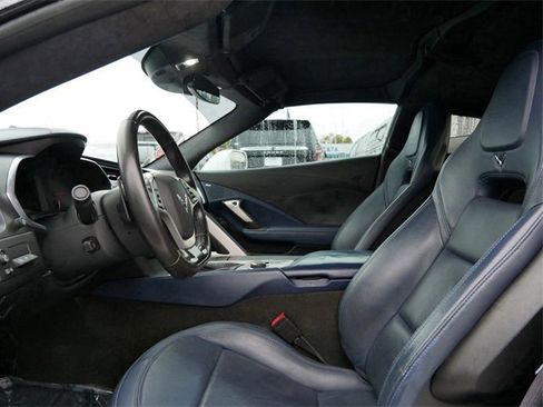 Used 2016 Chevrolet Corvette Z06 w/ 3LZ Preferred Equipment Group image 9