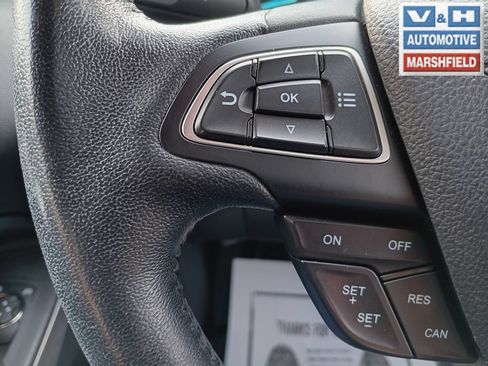 Used 2019 Ford EcoSport Titanium AWD/4WD image 9