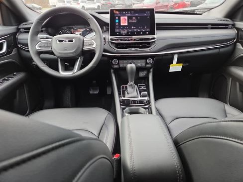 New 2026 Jeep Compass Limited image 15