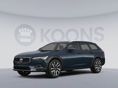 New 2026 Volvo V90 B6 Cross Country Ultra w/ Protection Package Premier