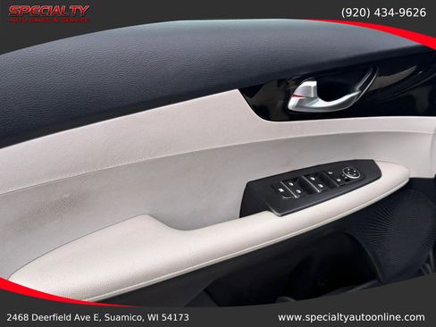 Used 2019 Kia Forte EX FWD image 33