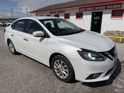 Used 2018 Nissan Sentra SV FWD image 1