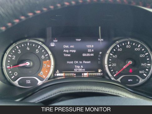 Used 2022 Jeep Renegade Trailhawk AWD/4WD image 19