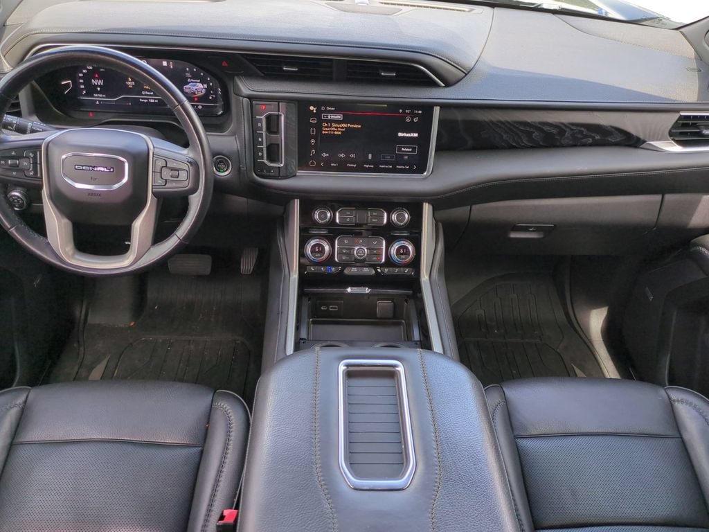 Used 2022 GMC Yukon Denali w/ Denali Premium Package AWD/4WD image 16