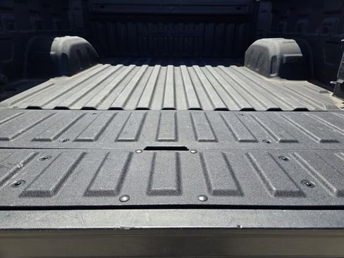 Used 2023 GMC Sierra 1500 Denali w/ Denali Reserve Package image 32