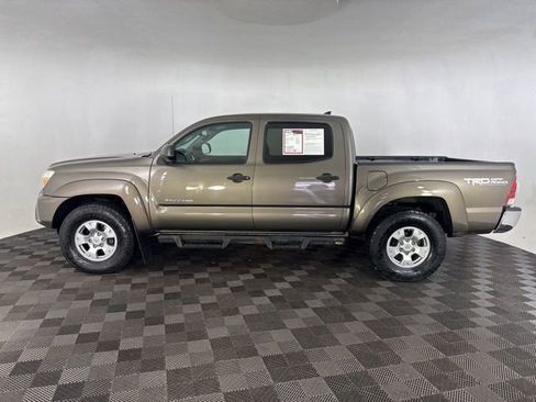 Used 2013 Toyota Tacoma 4x4 Double Cab image 10