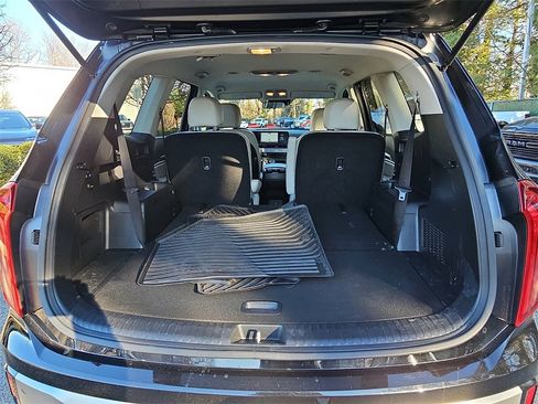 Used 2023 Kia Telluride S image 34