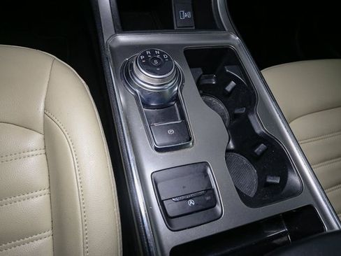 Used 2022 Ford Edge SEL w/ Convenience Package image 25