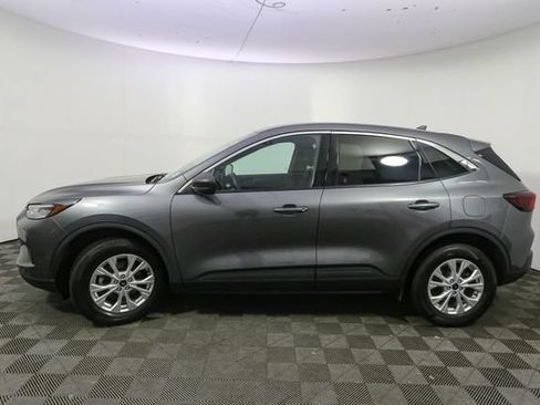 Used 2023 Ford Escape Active w/ Tech Pack #1 AWD/4WD image 6