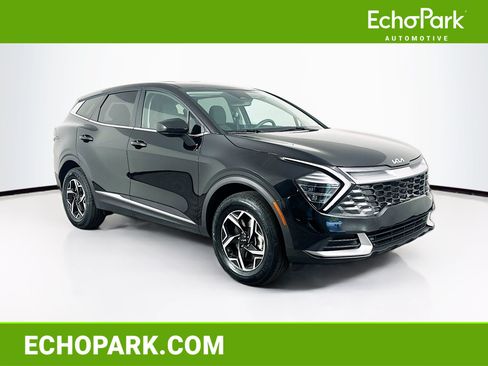 Used 2025 Kia Sportage LX AWD/4WD image 1