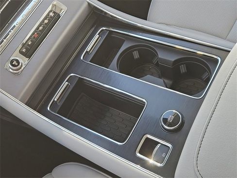 New 2026 Lincoln Aviator 2WD image 19