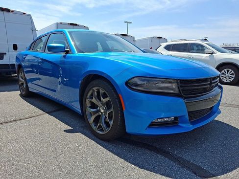 Used 2015 Dodge Charger SXT w/ Plus Group image 1
