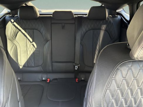 Used 2022 BMW X6 xDrive40i w/ Executive Package image 30