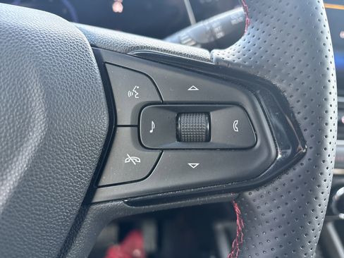 Used 2024 Chevrolet TrailBlazer RS w/ Convenience Package image 20