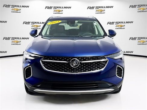 Used 2023 Buick Envision Avenir image 2