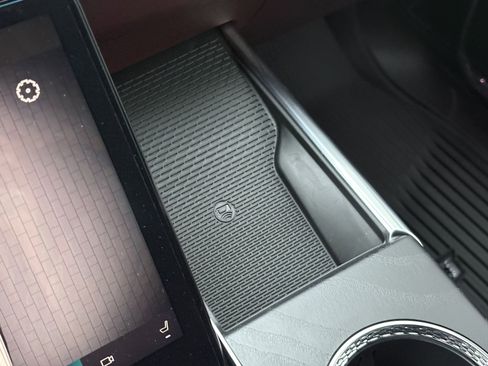 New 2026 Cadillac Escalade Luxury w/ Touring Package image 31