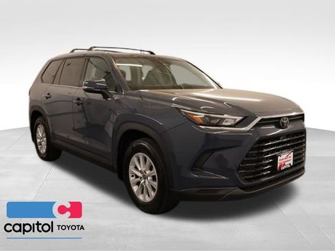 Certified 2024 Toyota Grand Highlander AWD image 1