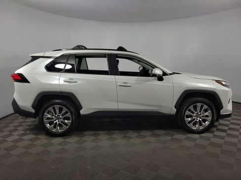 Used 2025 Toyota RAV4 XLE Premium AWD/4WD image 10